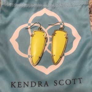Kendra Scott Skylar Gold Earrings in neon yellow